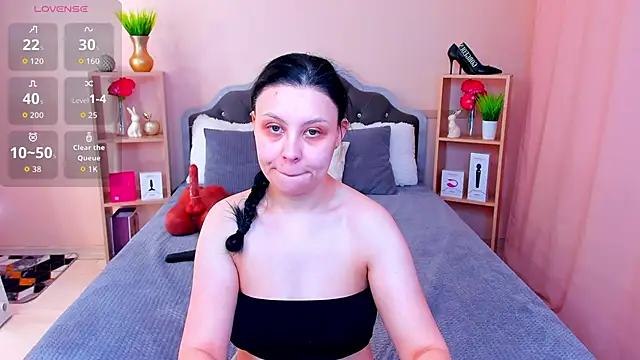 ChloeBrut online show from 5, 11, 2025