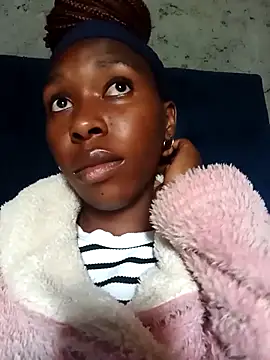 Snapshot of sexysmalldaily04 chatting on 4, 11, 2025 sexysmalldaily04 online show from 4, 11, 2025