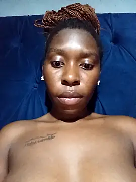 Snapshot of sexysmalldaily04 chatting on 13, 11, 2025 sexysmalldaily04 online show from 13, 11, 2025