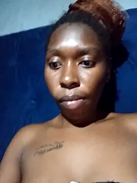 Snapshot of sexysmalldaily04 chatting on 18, 11, 2025 sexysmalldaily04 online show from 18, 11, 2025