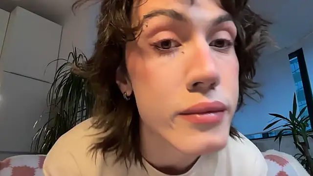 kira yoshika9e online show from 15, 3, 2026