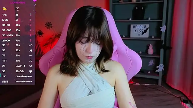 Soffi Toffi online show from 31, 10, 2025