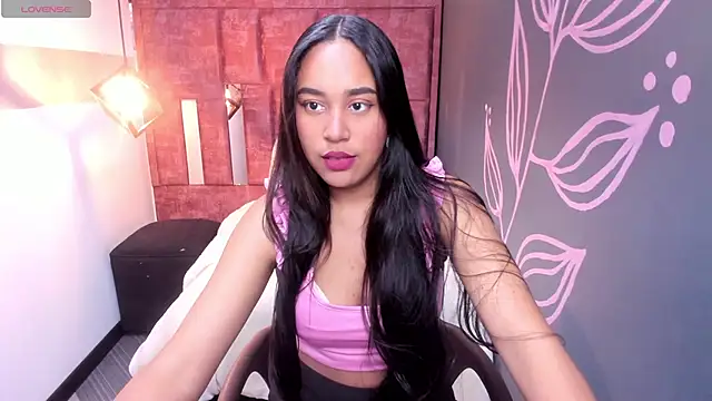 Rachel  Jonees online show from 31, 10, 2025