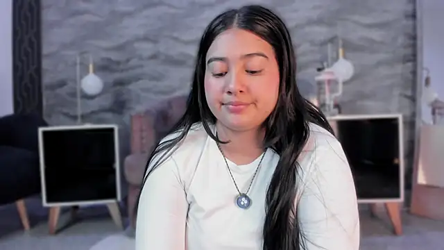 lilithst  online show from 4, 11, 2025