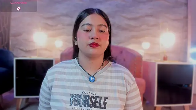 lilithst  online show from 9, 11, 2025