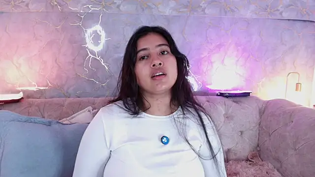 lilithst  online show from 5, 1, 2026