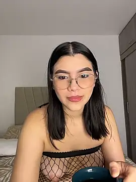 Julietalcl online show from 21, 4, 2026