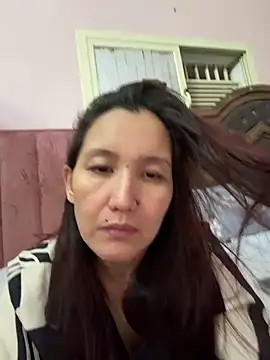 Snapshot of Bigtitsass81 chatting on 21, 3, 2026 Bigtitsass81 online show from 21, 3, 2026