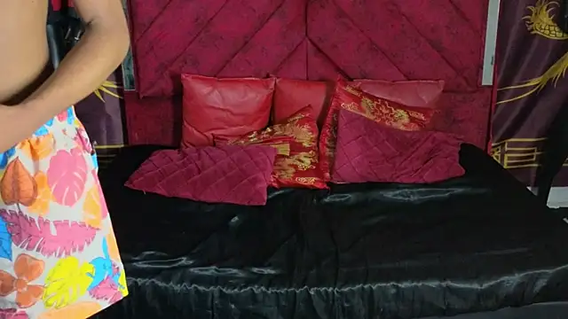 Latin Femboy13 online show from 18, 10, 2025
