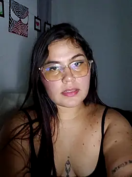 Snapshot of LoticAptitude chatting on 22, 10, 2025 LoticAptitude online show from 22, 10, 2025