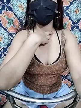 ZOEEE777 online show from 16, 10, 2025