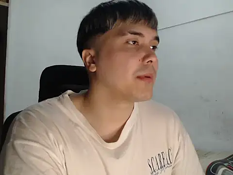 CuteAlexBoy online show from 11, 5, 2026
