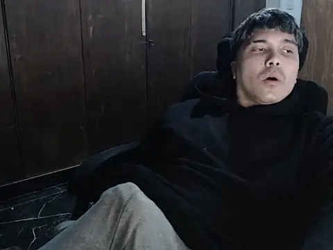 CuteAlexBoy online show from 18, 6, 2026