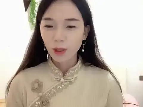 Snapshot of Keke-Baby170 chatting on 5, 11, 2025 Keke-Baby170 online show from 5, 11, 2025