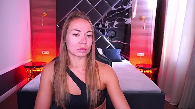 VixenMuse online show from 16, 10, 2025