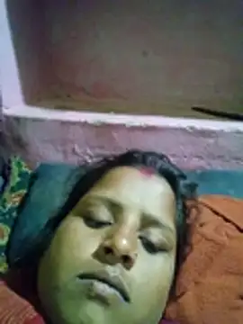 Snapshot of Kareena_rani chatting on 21, 11, 2025 Kareena rani online show from 21, 11, 2025