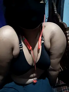 Priyanka-Khan online show from 19, 4, 2026