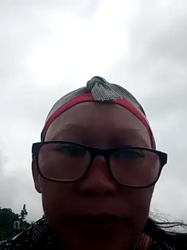 nui-show online show from 17, 10, 2025