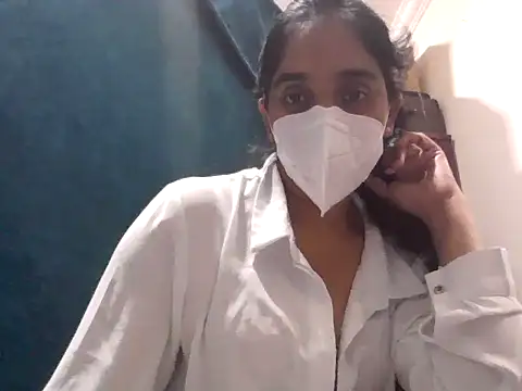 shainiasha1 online show from 25, 5, 2026