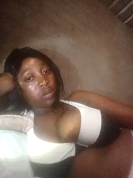 Bretbooty23 online show from 15, 12, 2025