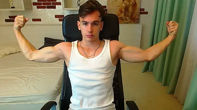 Snapshot of BradyFlint chatting on 11, 11, 2025 BradyFlint online show from 11, 11, 2025