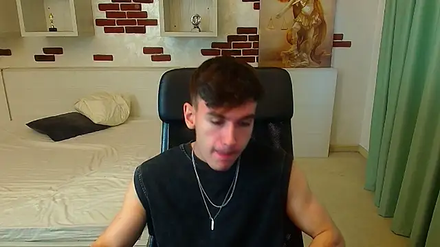 Snapshot of BradyFlint chatting on 23, 11, 2025 BradyFlint online show from 23, 11, 2025