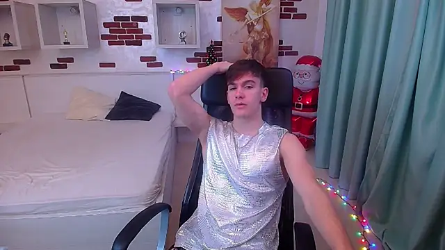 Snapshot of BradyFlint chatting on 17, 12, 2025 BradyFlint online show from 17, 12, 2025