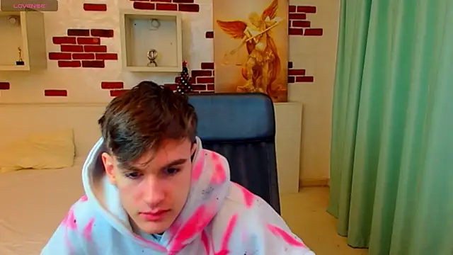 Snapshot of BradyFlint chatting on 6, 2, 2026 BradyFlint online show from 6, 2, 2026