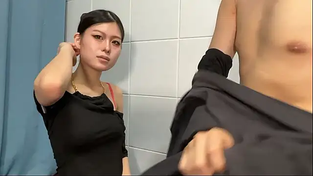 Snapshot of AKUMA_JP chatting on 25, 10, 2025 AKUMA JP online show from 25, 10, 2025