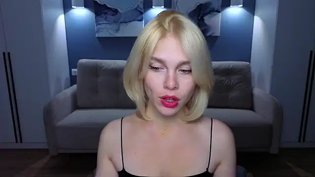 Maya Morrow online show from 18, 10, 2025