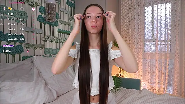 MayaHjelm online show from 9, 11, 2025