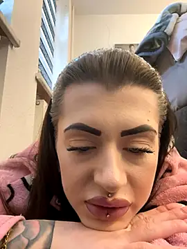 Barbie 1312 online show from 26, 10, 2025