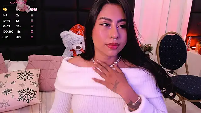 TamaraLeen online show from 4, 12, 2025