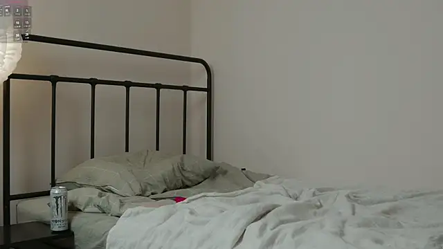 Snapshot of VIP_MILENA chatting on 19, 10, 2025 VIP MILENA online show from 19, 10, 2025