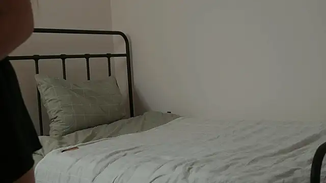 Snapshot of VIP_MILENA chatting on 24, 10, 2025 VIP MILENA online show from 24, 10, 2025