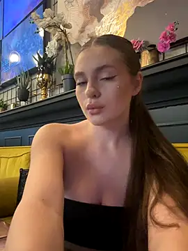 Snapshot of VIP_MILENA chatting on 26, 11, 2025 VIP MILENA online show from 26, 11, 2025