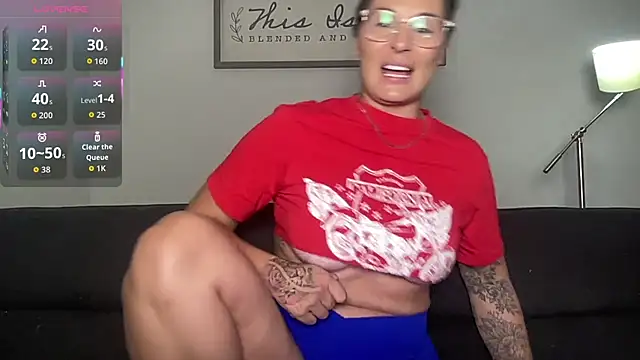 Snapshot of Mandyrheaa chatting on 11, 11, 2025 Mandyrheaa online show from 11, 11, 2025