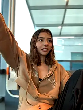 MiaaCute- online show from 17, 10, 2025