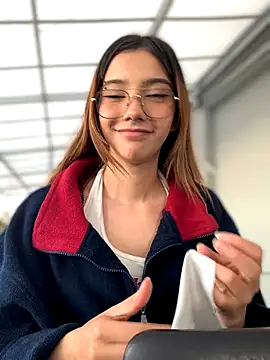 MiaaCute- online show from 21, 10, 2025