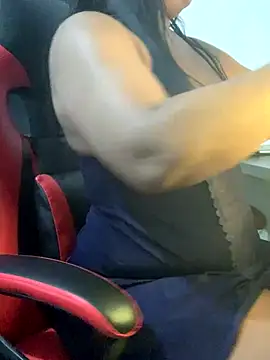 Snapshot of NatashaAzura chatting on 29, 10, 2025 NatashaAzura online show from 29, 10, 2025