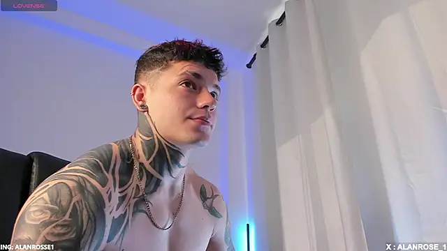 Snapshot of AlanRose01 chatting on 7, 11, 2025 AlanRose01 online show from 7, 11, 2025