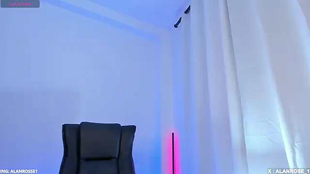 Snapshot of AlanRose01 chatting on 9, 11, 2025 AlanRose01 online show from 9, 11, 2025