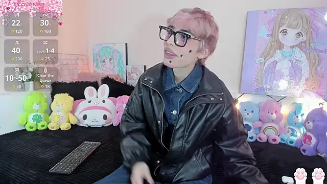 Strawberry Kitty  online show from 22, 12, 2025