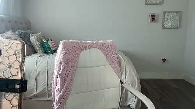 Amberjayxox0 online show from 20, 6, 2026