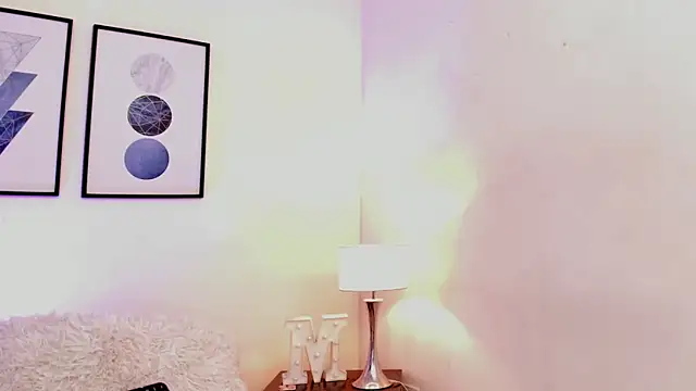 Snapshot of Amelia_Brixton chatting on 12, 5, 2026 Amelia Brixton online show from 12, 5, 2026