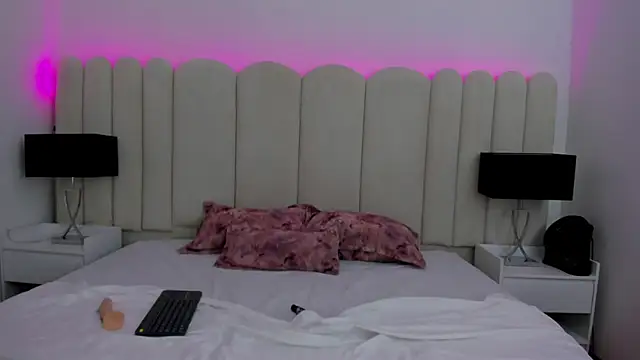 AuraSky  online show from 20, 11, 2025