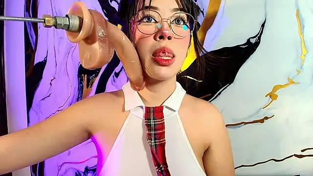 Snapshot of sophiie18 chatting on 17, 3, 2026 sophiie18 online show from 17, 3, 2026