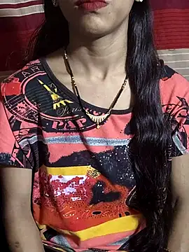 Itz Aisha   online show from 1, 11, 2025