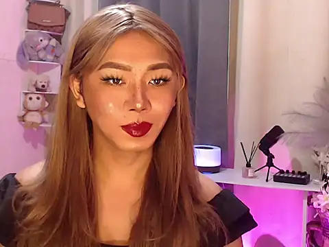 Snapshot of Katesy12 chatting on 17, 11, 2025 Katesy12 online show from 17, 11, 2025