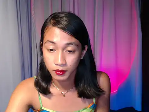 taylaxuxu online show from 17, 4, 2026